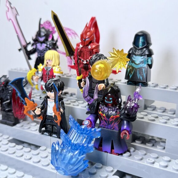 Solo Leveling Custom Minifigure Set – Sung Jinwoo, Igris, Beru & More (8pcs) - Picture 2 of 8